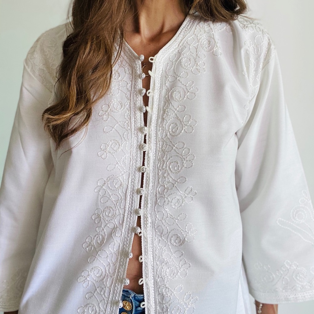 Embroidered Duster - Picture 2 of 6